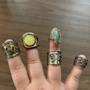 ❌ SOLD ❌ Assorted Chunky Rings